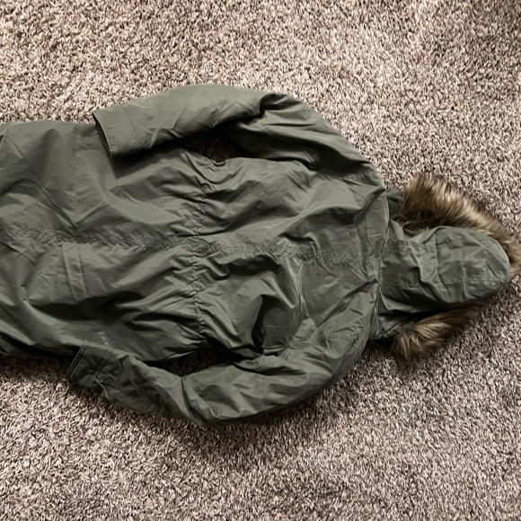 Abercrombie Parka with Faux Fur Hood - Picture 4 of 4